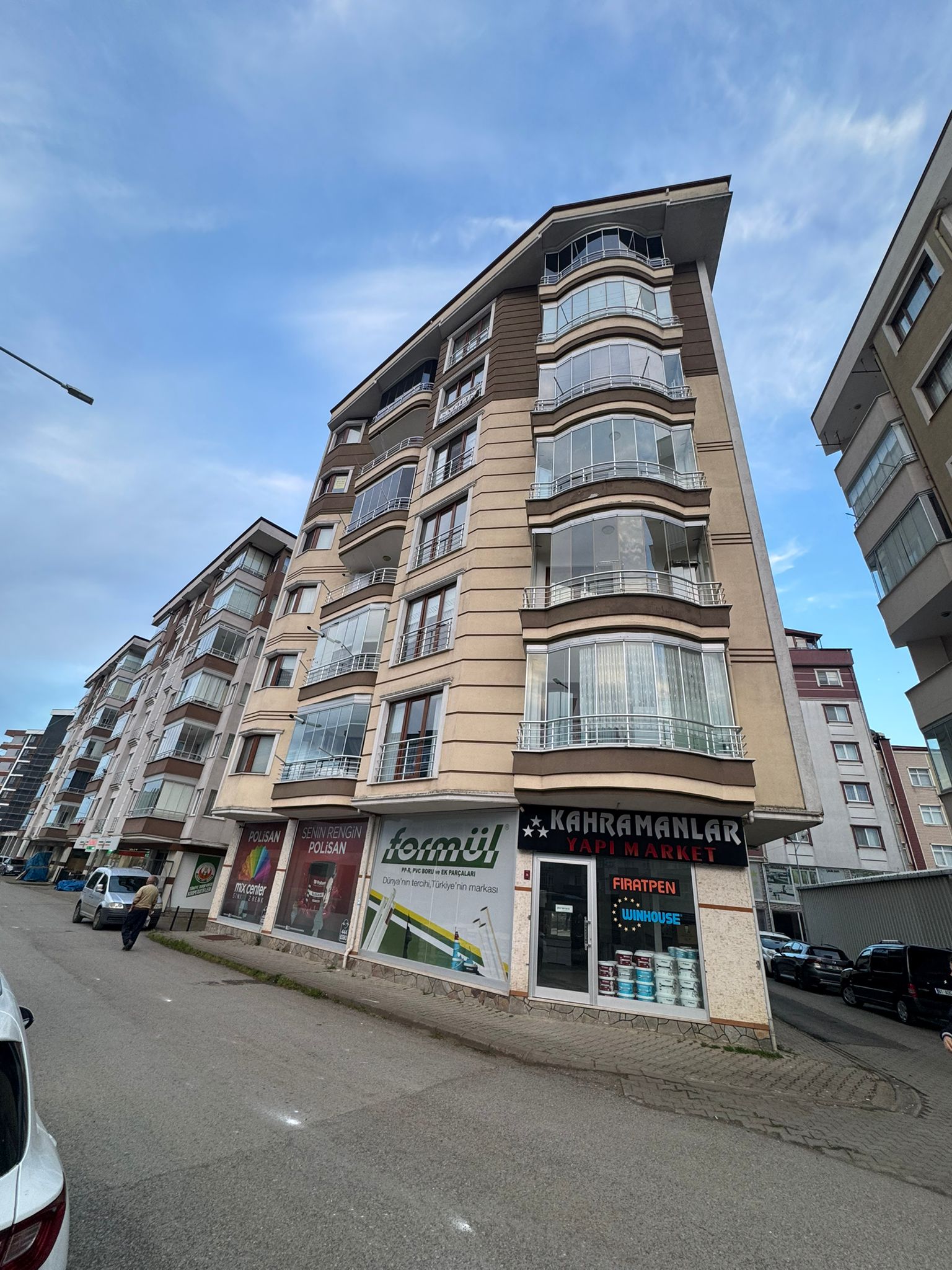 MABEL'DEN MERKEZİ KONUMDA GENİŞ FIRSAT 3+1 DOĞALGAZLI DAİRE